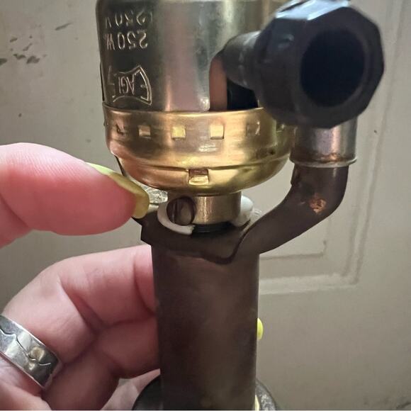 Vintage 60s 70s MCM Fat Amber Glass Table Lamp - Picture 9 of 10